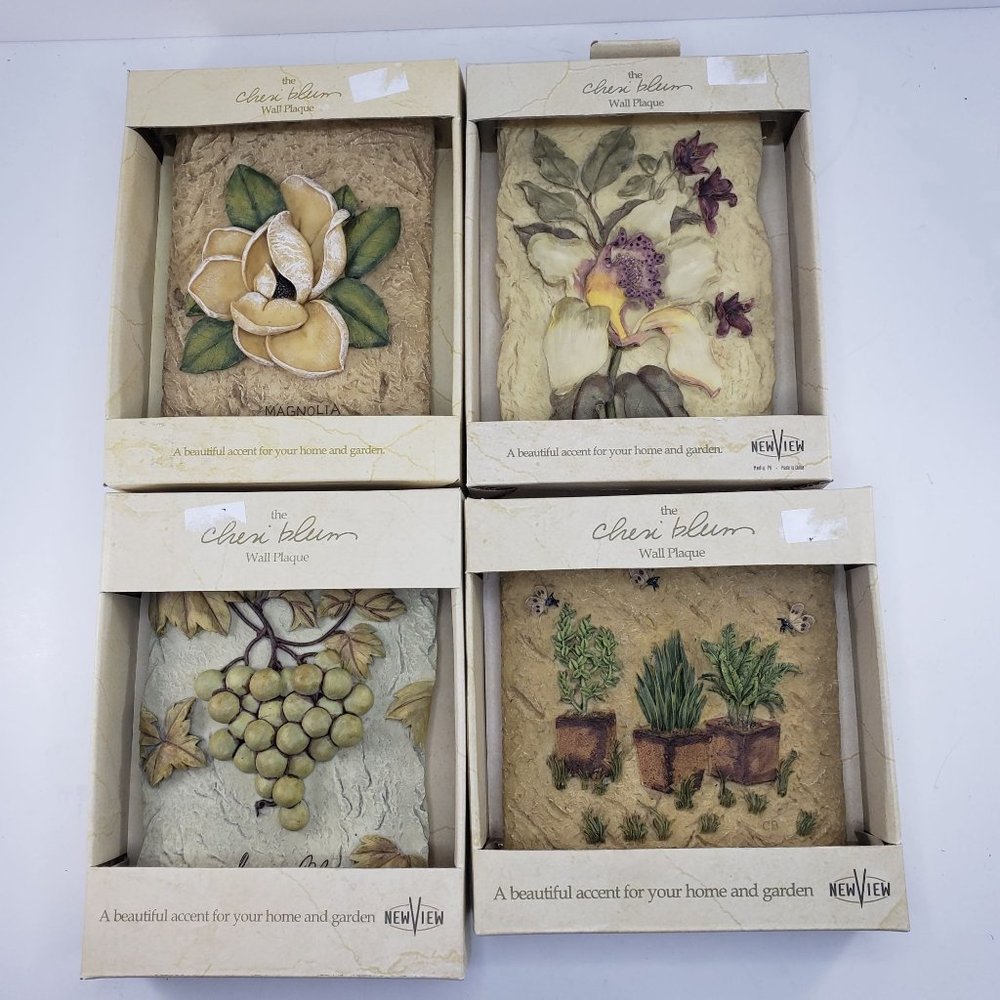 New View Cheri Blum Exotic Flowers Garden Wine Grapes Wall Plaque Decor Set of 4